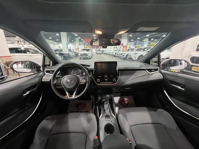 Toyota Corolla 2022, фото 5