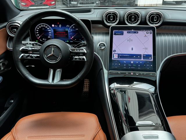 Mercedes-Benz GLC 2023, фото 10