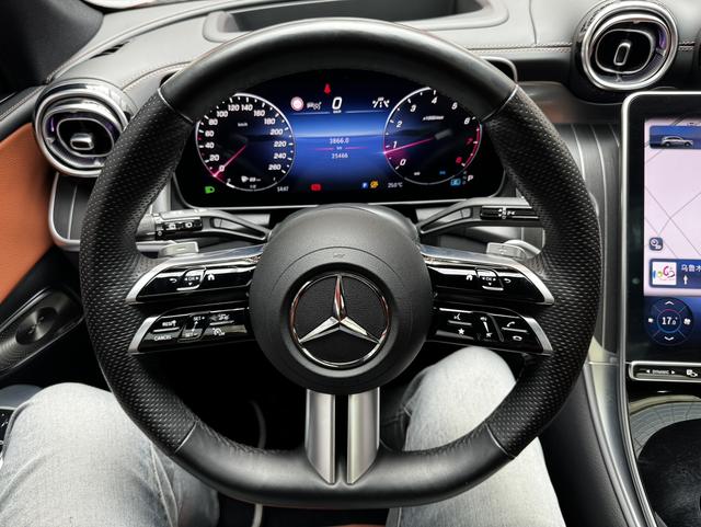 Mercedes-Benz GLC 2023, фото 17