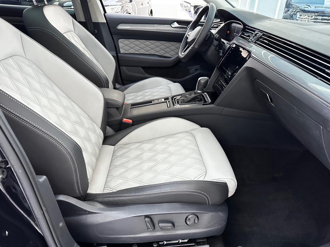 Volkswagen Passat 2023, фото 14