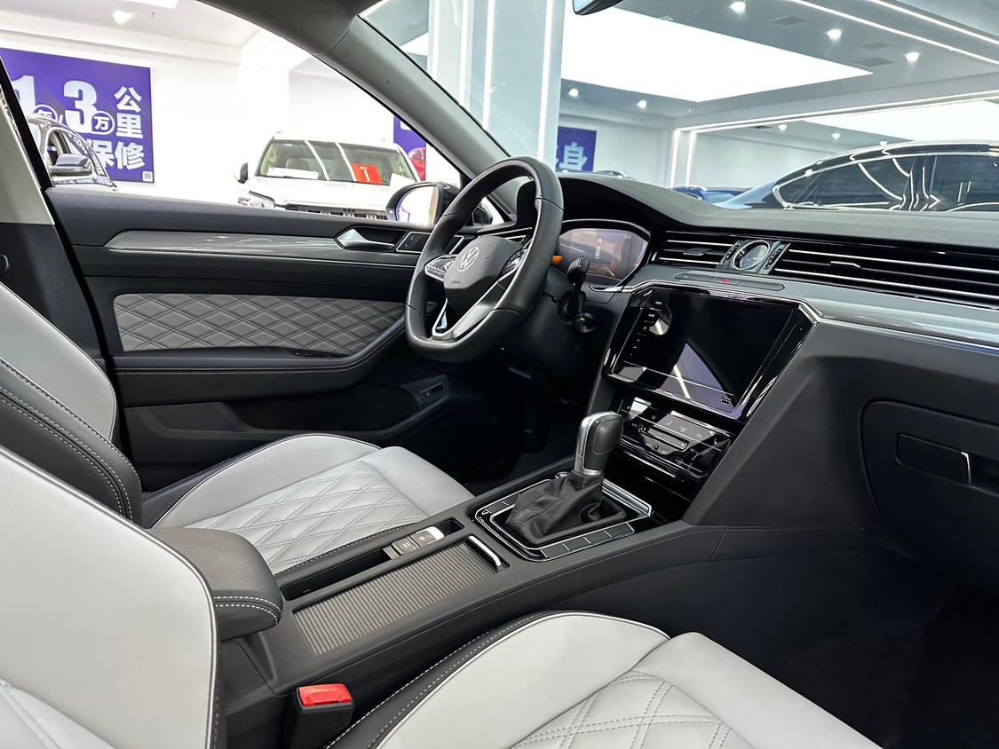 Volkswagen Passat 2023, фото 15