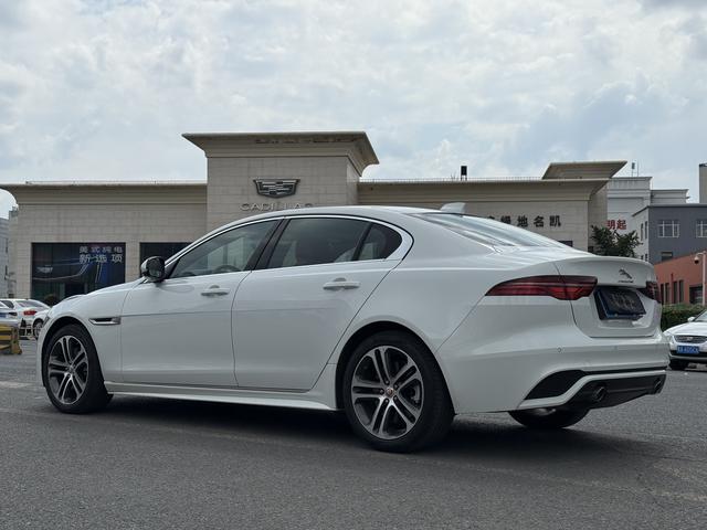 Jaguar XEL 2024, фото 6