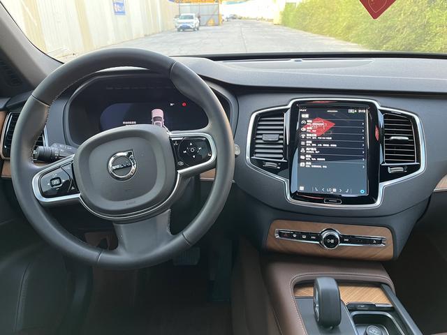 Volvo XC90 2024, фото 3