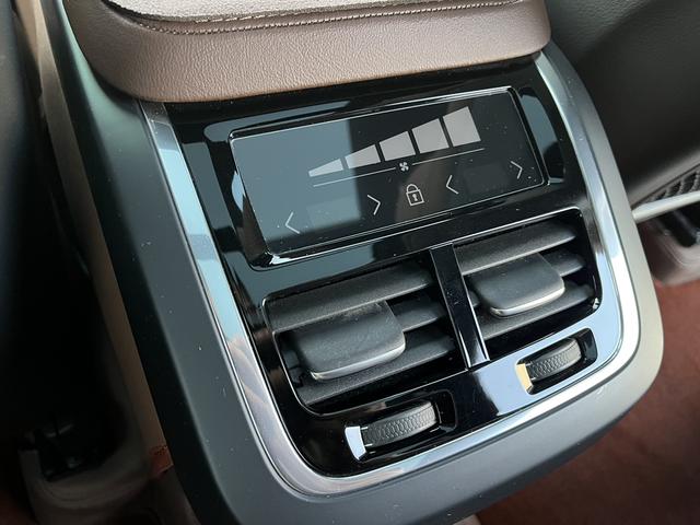 Volvo XC90 2024, фото 4