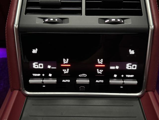 Porsche Panamera 2023, фото 15