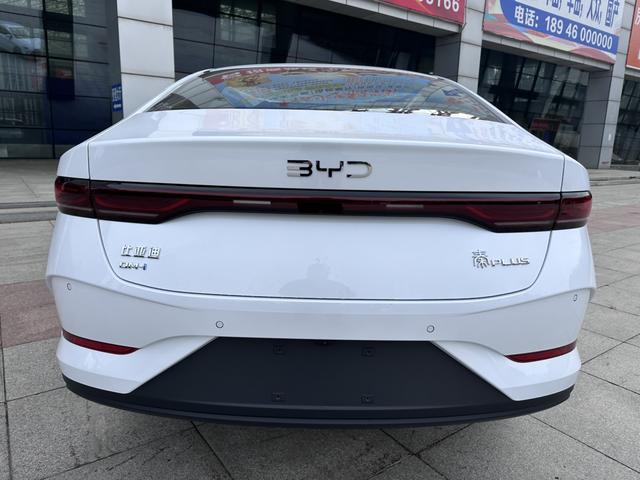 BYD Qin PLUS 2025, фото 5