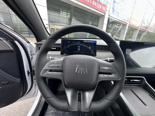 BYD Qin PLUS 2025, фото 9