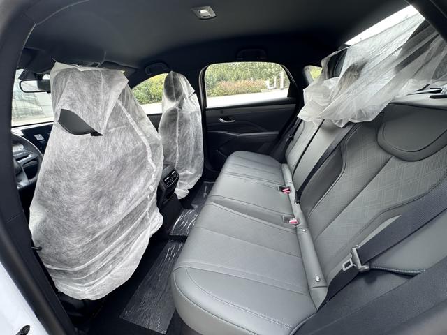 BYD Qin PLUS 2025, фото 15