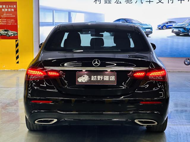 Mercedes-Benz E-Class 2023, фото 5