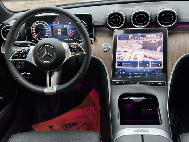 Mercedes-Benz C-Class 2023, фото 10