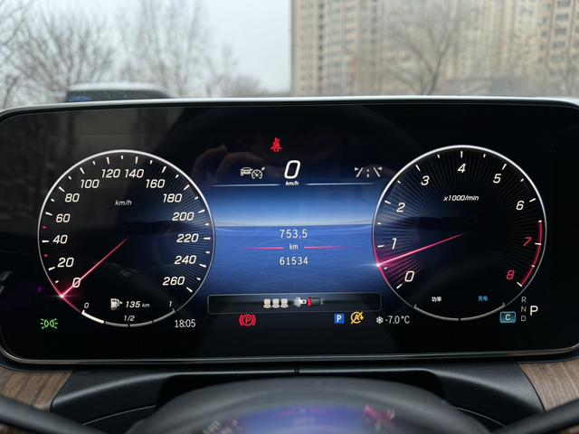 Mercedes-Benz C-Class 2023, фото 11