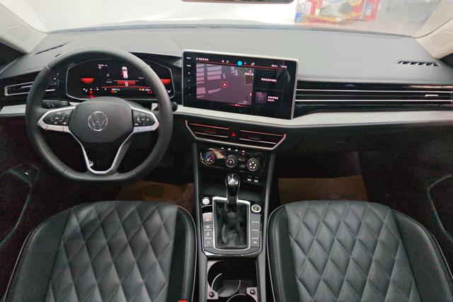 Volkswagen Jetta 2025, фото 14