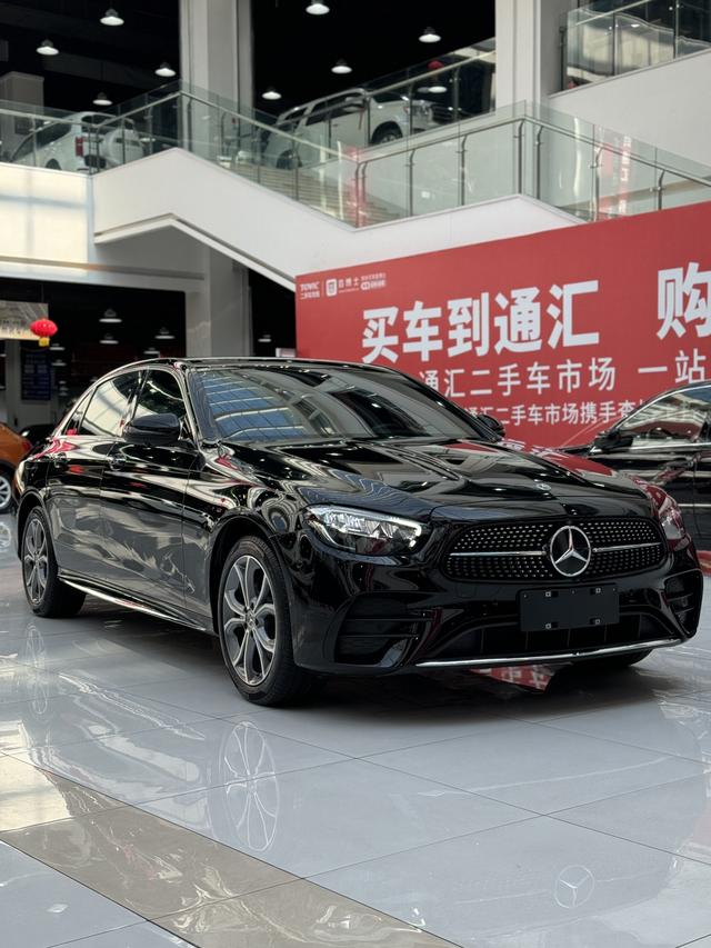 Mercedes-Benz E-Class 2023, фото 3