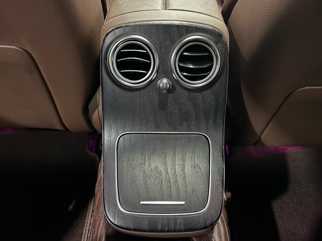 Mercedes-Benz E-Class 2021, фото 14