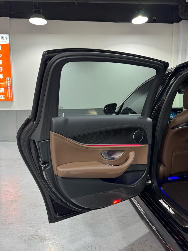 Mercedes-Benz E-Class 2021, фото 15