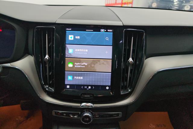 Volvo XC60 2023, фото 15