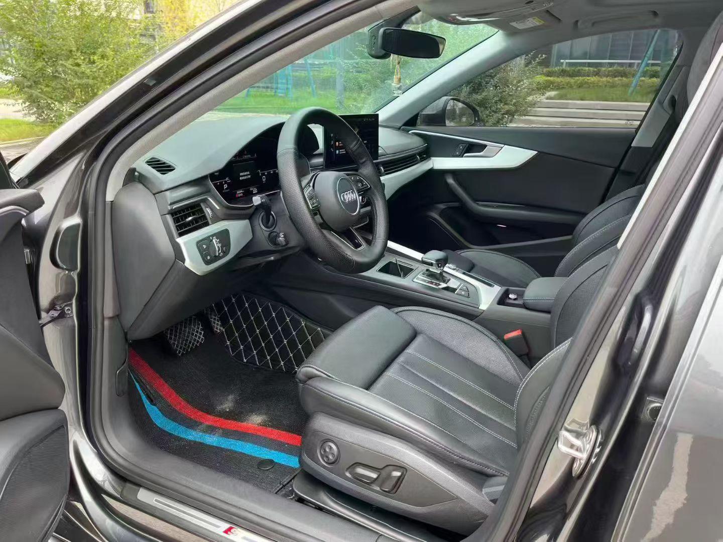 Audi A4L 2023, фото 4