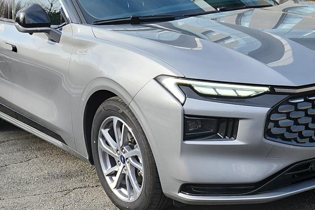 Ford Mondeo 2023, фото 6