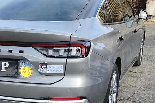 Ford Mondeo 2023, фото 7