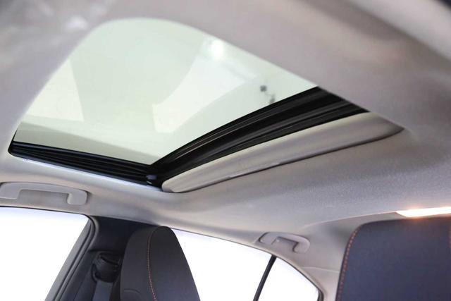 Toyota Corolla 2021, фото 14