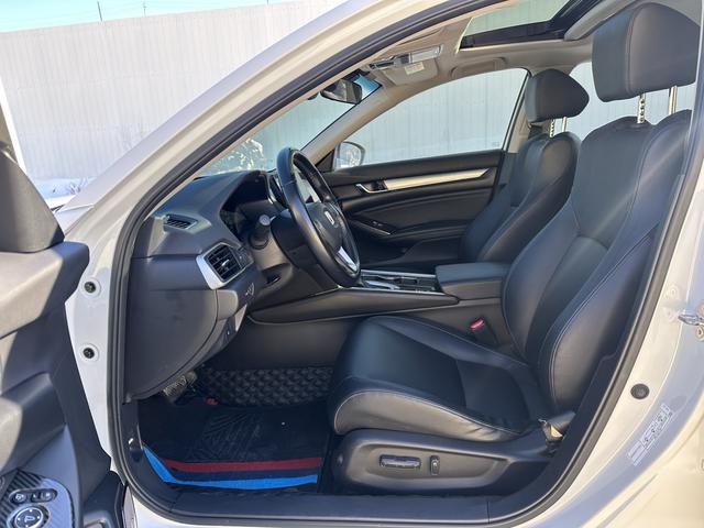 Honda Accord 2022, фото 4
