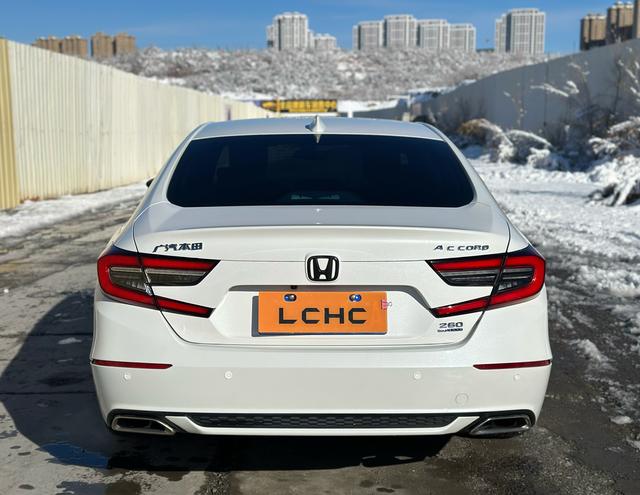 Honda Accord 2022, фото 10