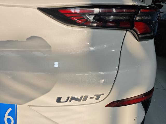 Changan UNI-T 2022, фото 14