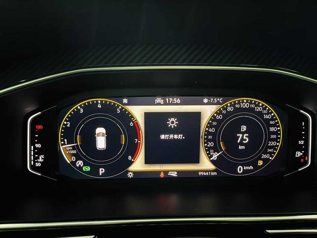 Volkswagen Tiguan 2022, фото 11