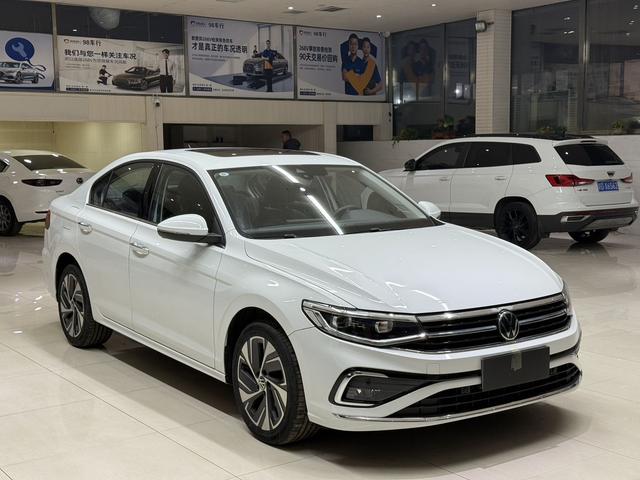 Volkswagen Bora 2023, фото 3