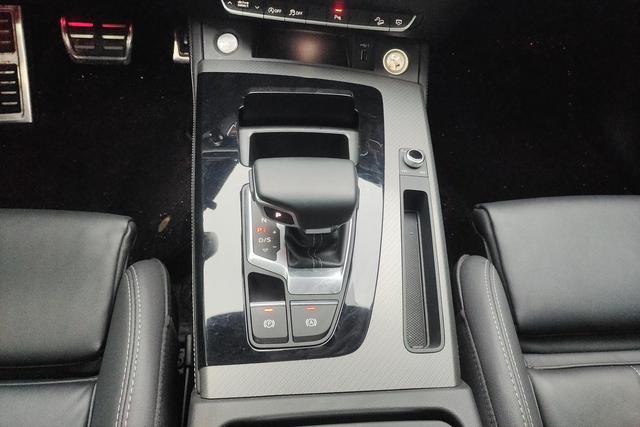 Audi Q5L 2023, фото 16