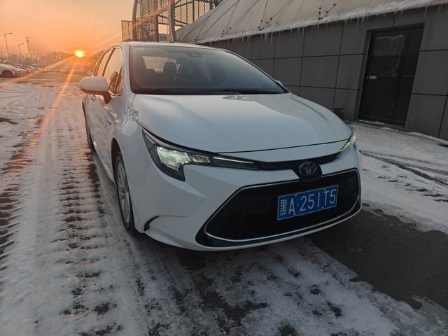 Toyota Corolla 2022, фото 3