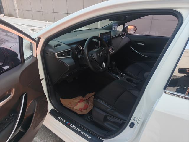 Toyota Corolla 2022, фото 7