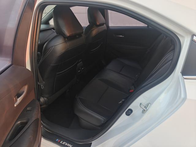 Toyota Corolla 2022, фото 8