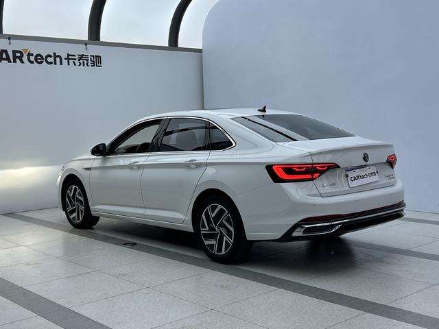 Volkswagen Jetta 2023, фото 4