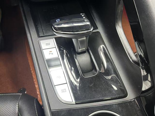 Hyundai Elantra 2022, фото 14