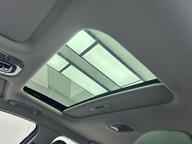 Hyundai Elantra 2022, фото 16