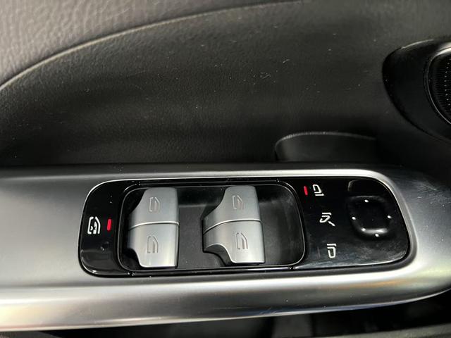 Mercedes-Benz C-Class 2022, фото 17