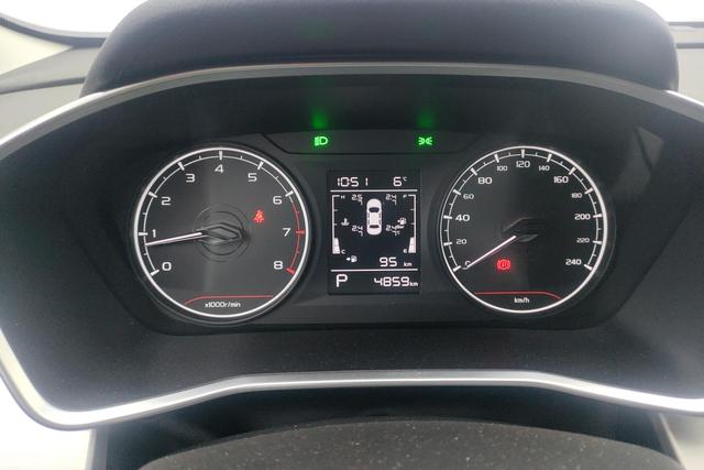 Geely Binyue 2024, фото 17