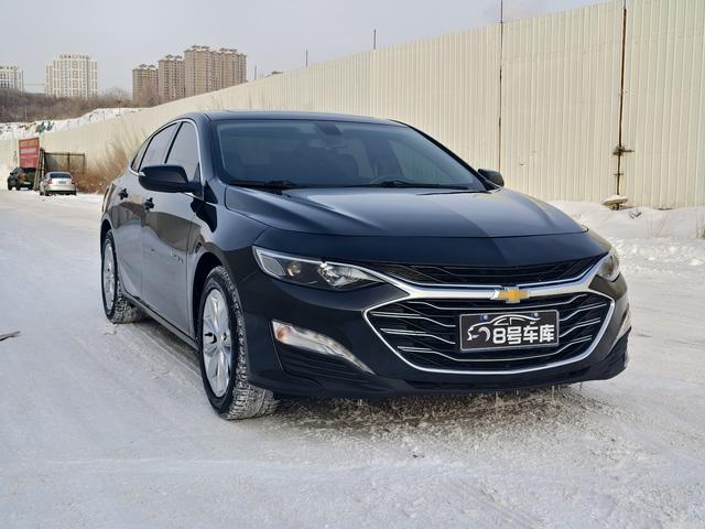 Chevrolet Malibu 2022, фото 2