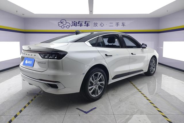 Ford Mondeo 2023, фото 9
