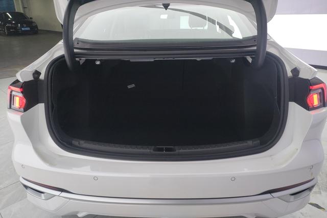 Ford Mondeo 2023, фото 11