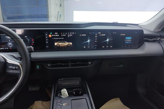Ford Mondeo 2023, фото 15