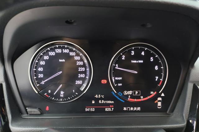 BMW 1 2021, фото 17