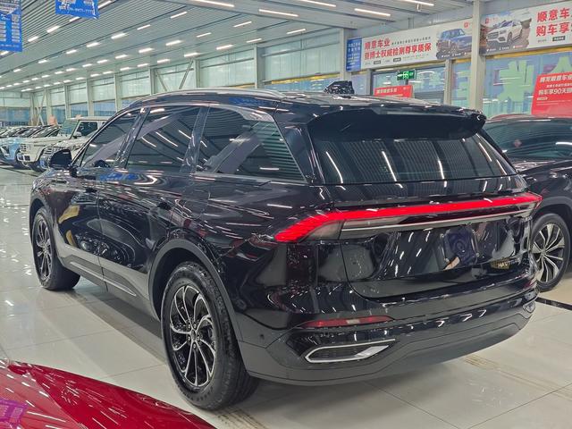 Lincoln Nautilus 2023, фото 8