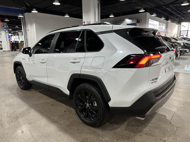 Toyota RAV4 2023, фото 7