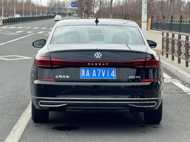 Volkswagen Passat 2022, фото 3