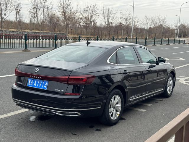 Volkswagen Passat 2022, фото 4