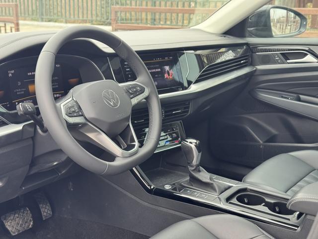 Volkswagen Passat 2022, фото 7