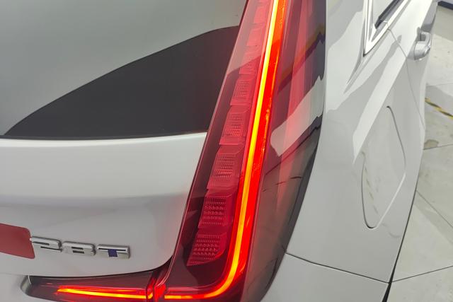 Cadillac XT4 2022, фото 8