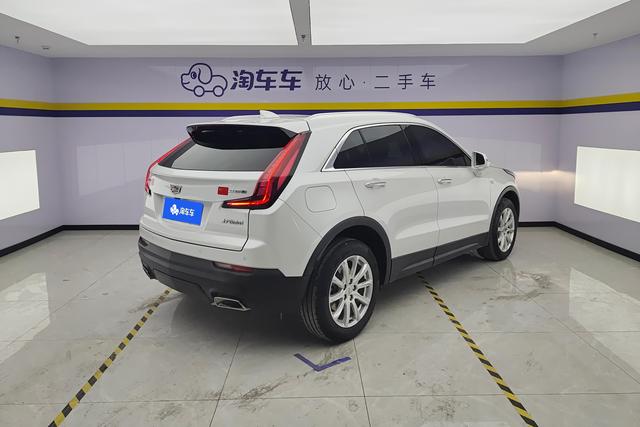 Cadillac XT4 2022, фото 9